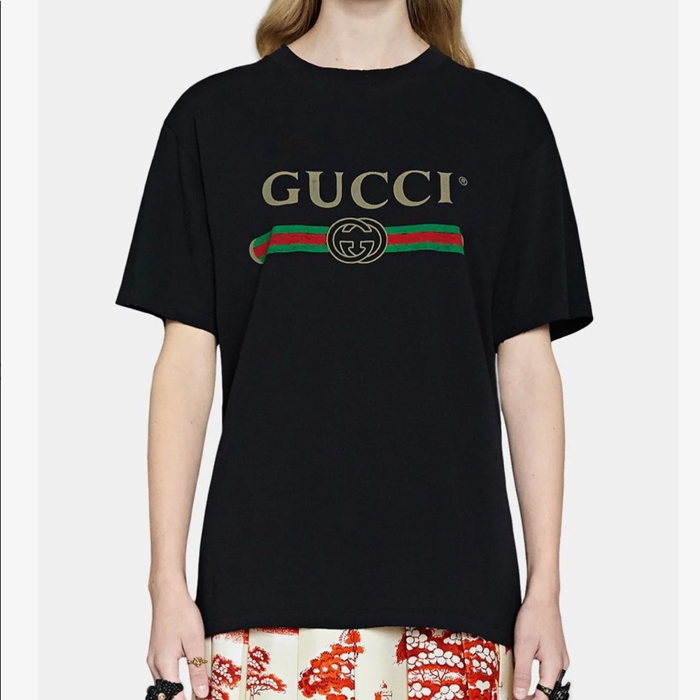 GUCCI - Oversize washed T-shirt with Gucci logo